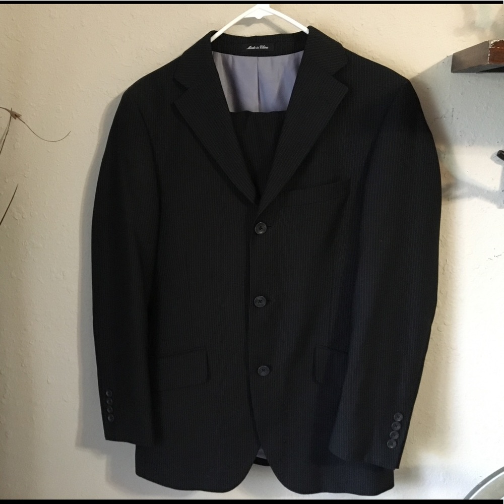Men’s suit blazer and pants